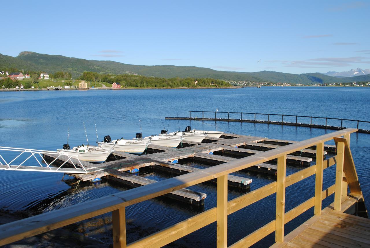 Furoy Hotel Apartments And Boating Сёррейса Экстерьер фото