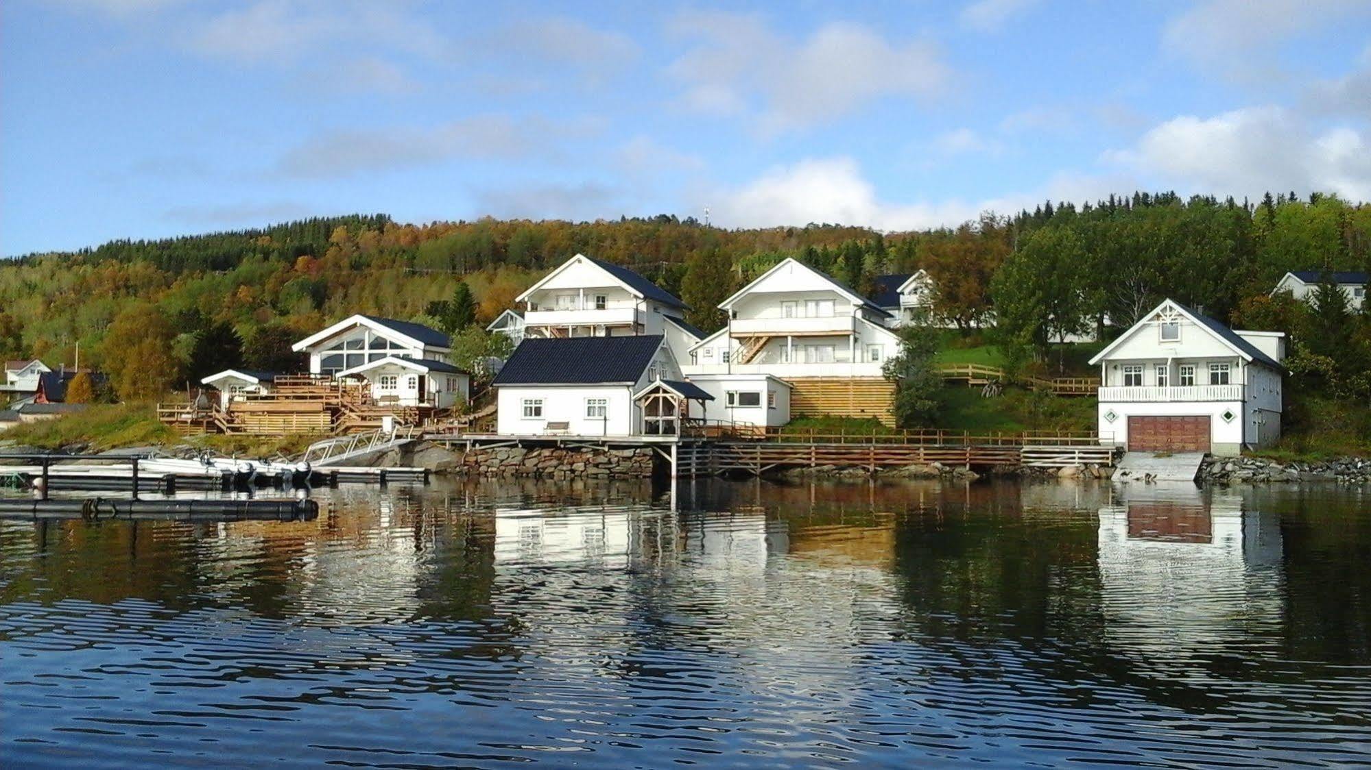 Furoy Hotel Apartments And Boating Сёррейса Экстерьер фото